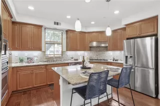 Photo #5: OC25169361 Listing 