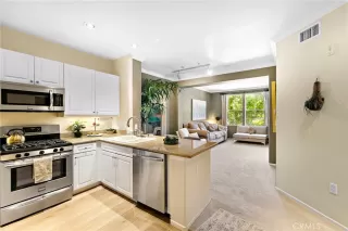 Photo #2: OC25169436 Listing 