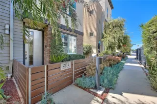 Photo #2: OC25169466 Listing