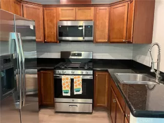 Photo #3: OC25169912 Listing 