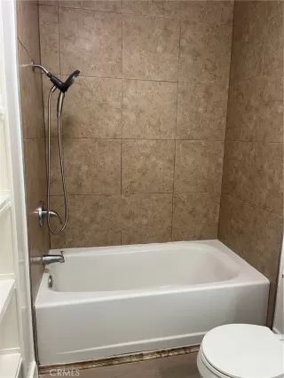 Photo #4: OC25169912 Listing 