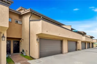 Photo #1: OC25170103 Listing