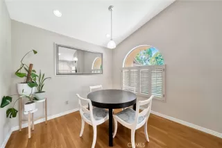 Photo #5: OC25170163 Listing 