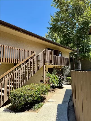 Photo #5: OC25171293 Listing