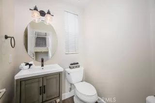 Photo #4: OC25171455 Listing