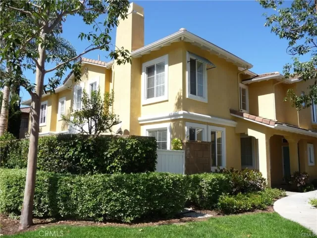 MLS: OC25171599 Condo For Sale