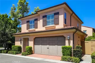 More Details about MLS # OC25172284 : 84 PLUM FEATHER