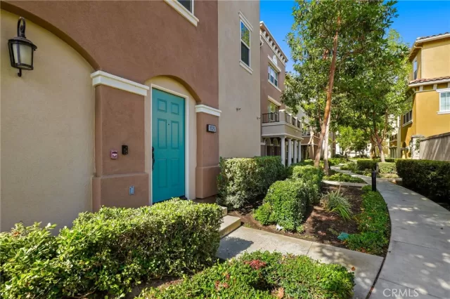 MLS: OC25172526 Condo For Sale