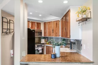 Photo #4: OC25172730 Listing