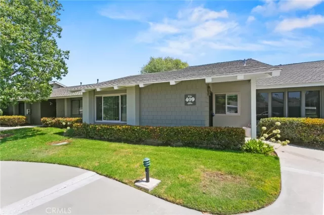 MLS: OC25172804 Condo For Sale