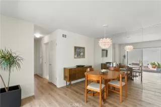 Photo #5: OC25172804 Listing 