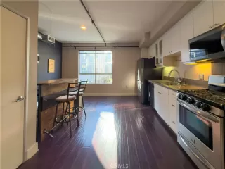 Photo #5: OC25173228 Listing