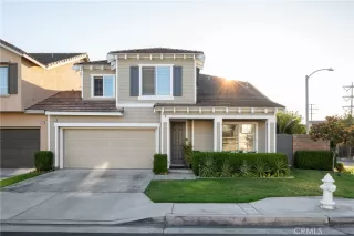 Photo #3: OC25173229 Listing 