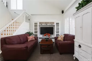 Photo #4: OC25173229 Listing 