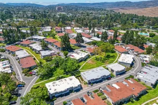 Photo #5: OC25173443 Listing