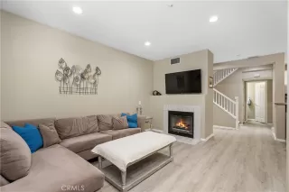 Photo #6: OC25173452 Listing 