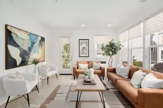 Photo #3: OC25173545 Listing