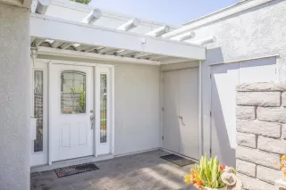 Photo #4: OC25174011 Listing 