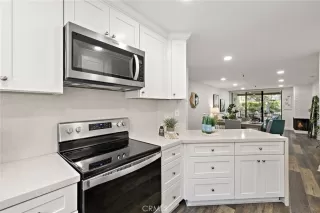 Photo #5: OC25174124 Listing 