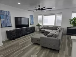 Photo #4: OC25174194 Listing