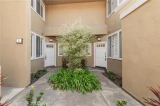 More Details about MLS # OC25174213 : 8 LEHIGH AISLE 119