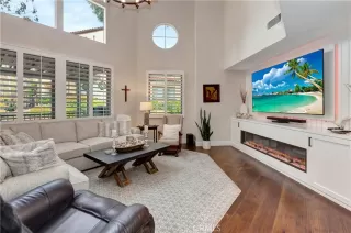 Photo #6: OC25174271 Listing 