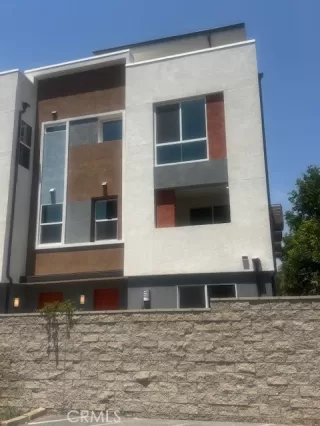 Photo #1: OC25174502 Listing 