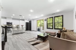 Photo #6: OC25175613 Listing 