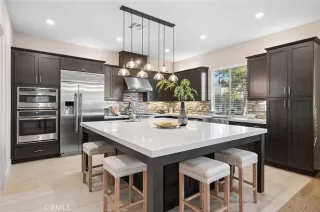 Photo #3: OC25175675 Listing