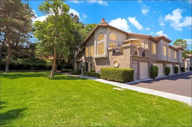 MLS: OC25176110 Condo For Sale