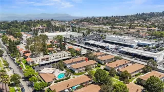 More Details about MLS # OC25176299 : 2525 N BOURBON COURT E2