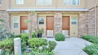 Photo #3: OC25176502 Listing 