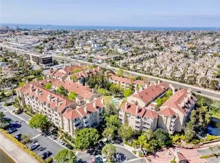 Photo #2: OC25176542 Listing 