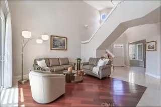 Photo #1: OC25176585 Listing 