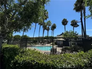 Photo #5: OC25176791 Listing