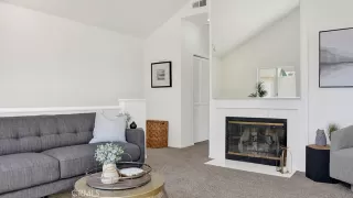 Photo #4: OC25176886 Listing