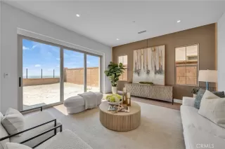 Photo #1: OC25177161 Listing 