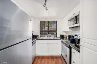 Photo #6: OC25177417 Listing