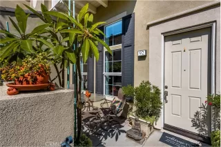 Photo #6: OC25177572 Listing 