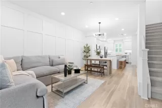 Photo #6: OC25177708 Listing