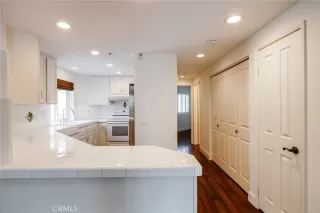 Photo #4: OC25178232 Listing 