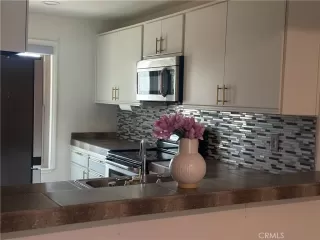 Photo #3: OC25178478 Listing