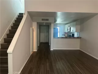 Photo #5: OC25178478 Listing