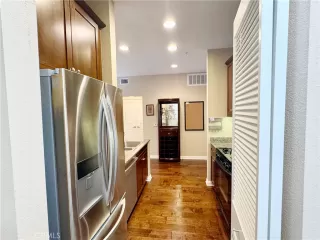 Photo #3: OC25178529 Listing