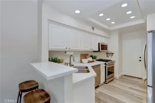 Photo #4: OC25179132 Listing 