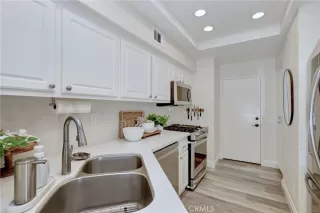 Photo #5: OC25179132 Listing 