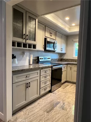 Photo #6: OC25179728 Listing