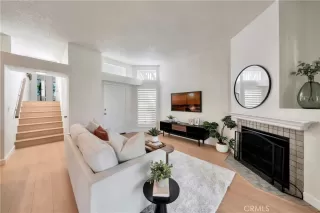 Photo #5: OC25179915 Listing 