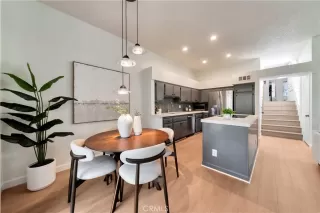 Photo #6: OC25179915 Listing 