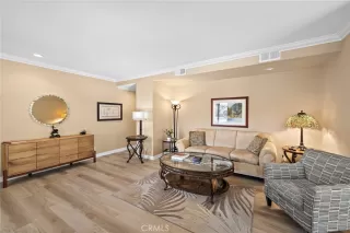 Photo #3: OC25180103 Listing 